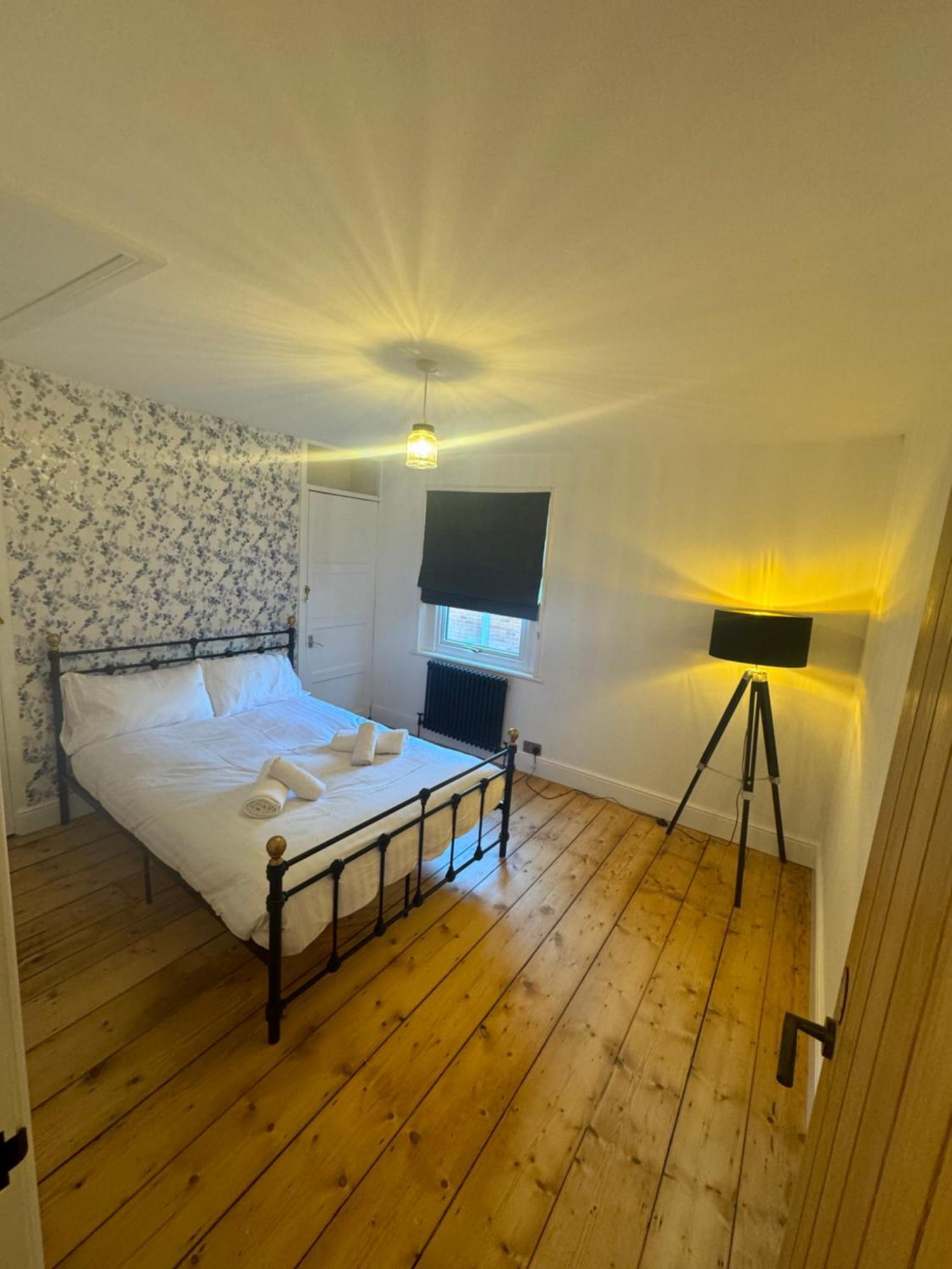 Mill Hill Guest House Cowes  Extérieur photo